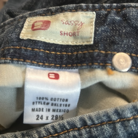 Vintage BKE Jeans Sassy Short | Size 24 x 29 1/2” - Picture 7 of 7